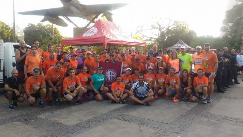 EQUIPE DE CORRIDA A.A.A. RUNNERS PARTICIPOU DA “9º CORRIDA 24 DE MARÇO” NA CIDADE DE ARARAS - SP.