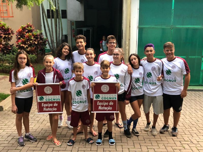 EQUIPE DE NATAÇÃO DA AAA / ESCOLA COGNUS CONQUISTA 02 MEDALHAS NO  SELETIVA DO KIM MOLLO 2ª REGIÃO DA FAP